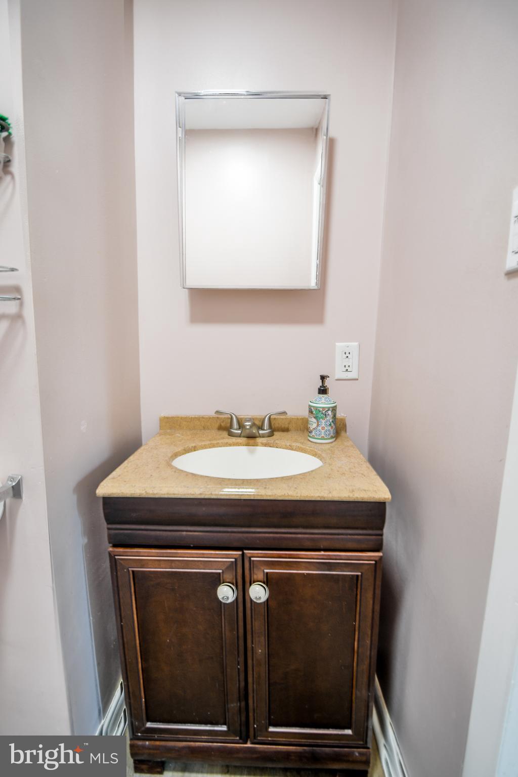 PHILADELPHIA (SOUTH) - Residential Lease