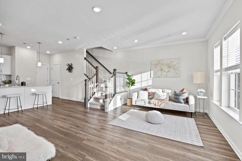 Photo of 5936 Forum Square, FREDERICK, MD 21703 (MLS # MDFR2076104)