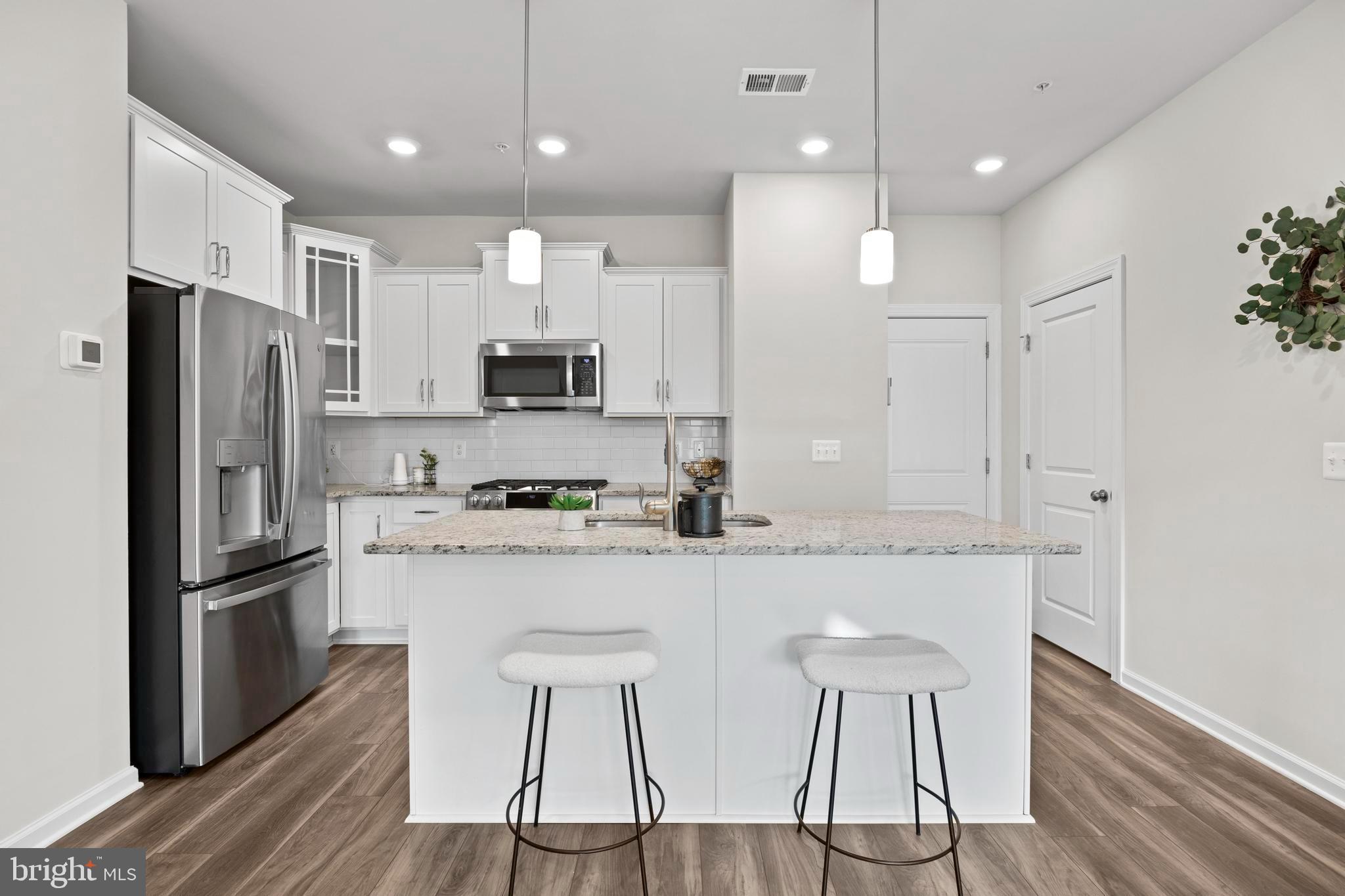 JEFFERSON PLACE - Residential