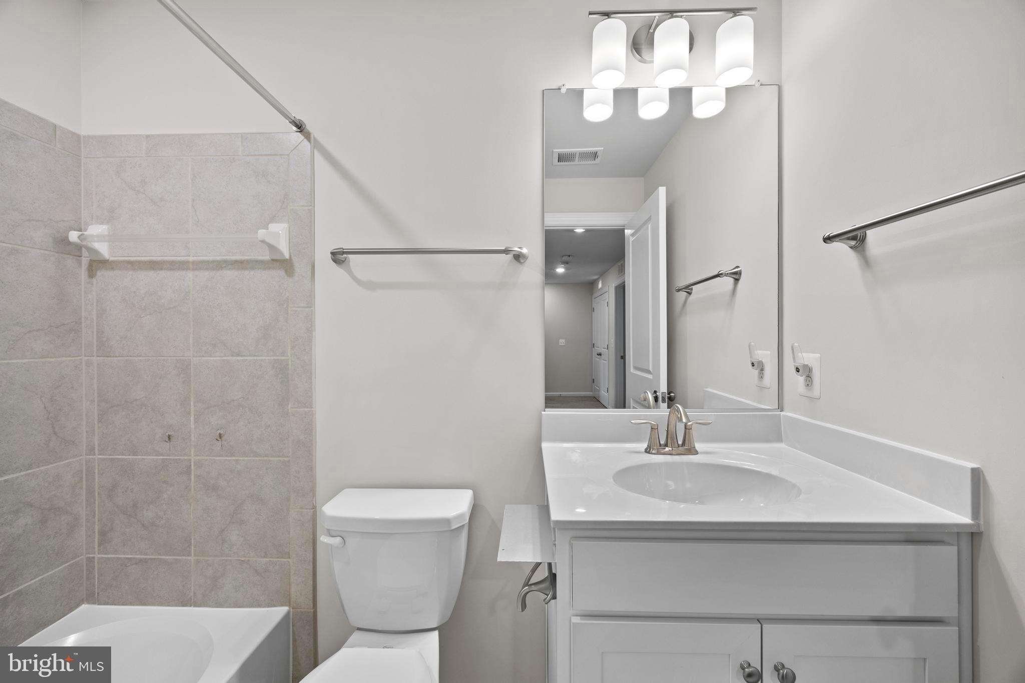 JEFFERSON PLACE - Residential