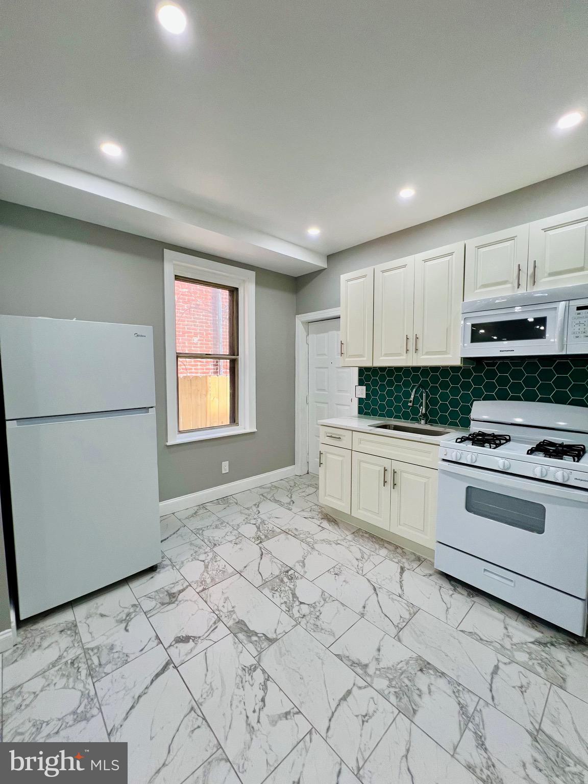 NICETOWN - Residential Lease