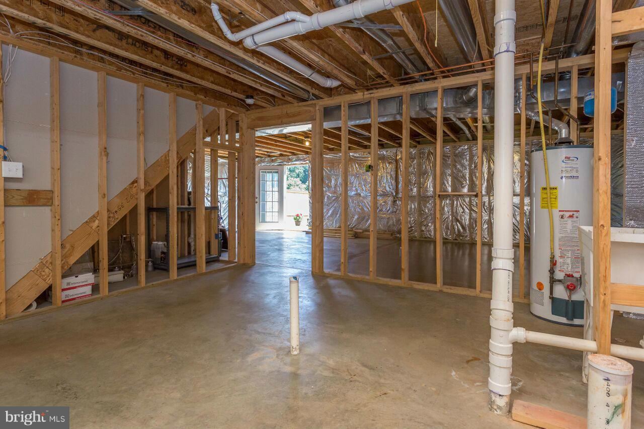 BROOKFIELD HILLS - Residential