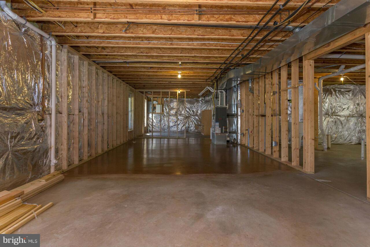 BROOKFIELD HILLS - Residential