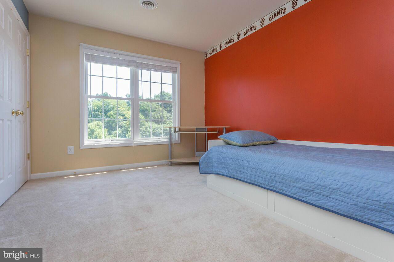 BROOKFIELD HILLS - Residential