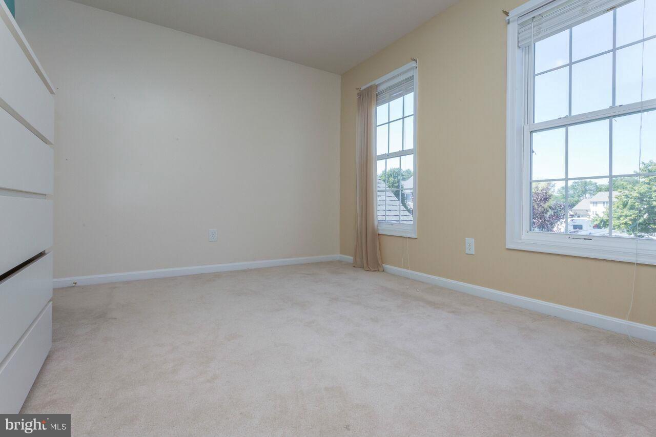 BROOKFIELD HILLS - Residential