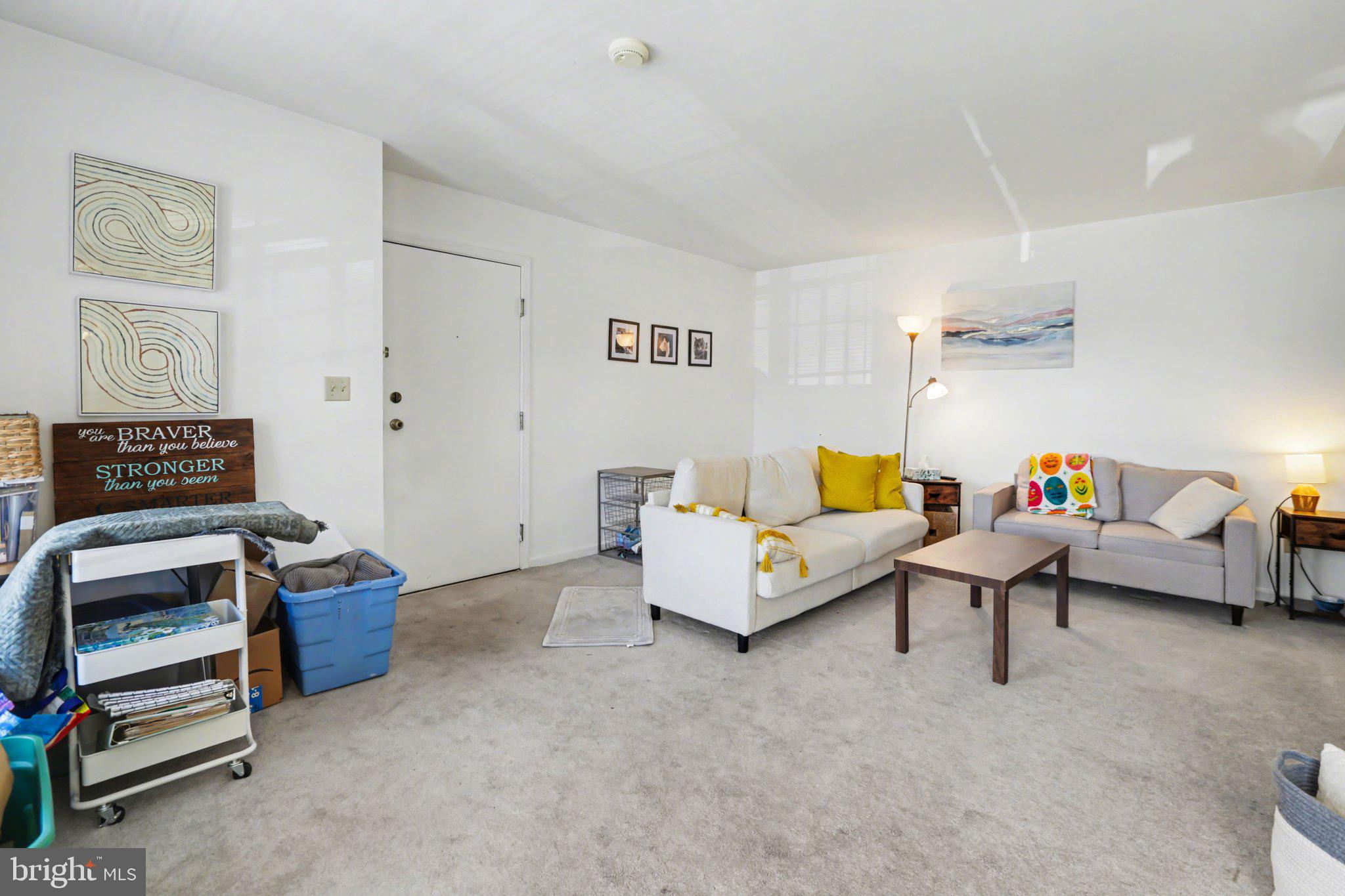 PORTLAND COURT - Residential