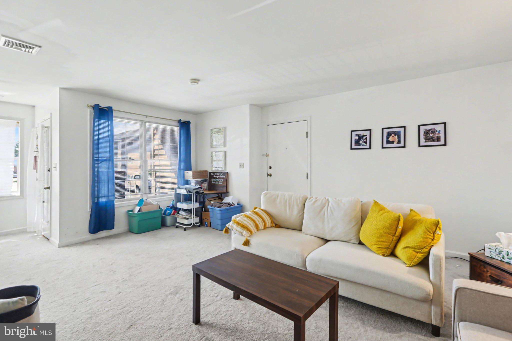 PORTLAND COURT - Residential