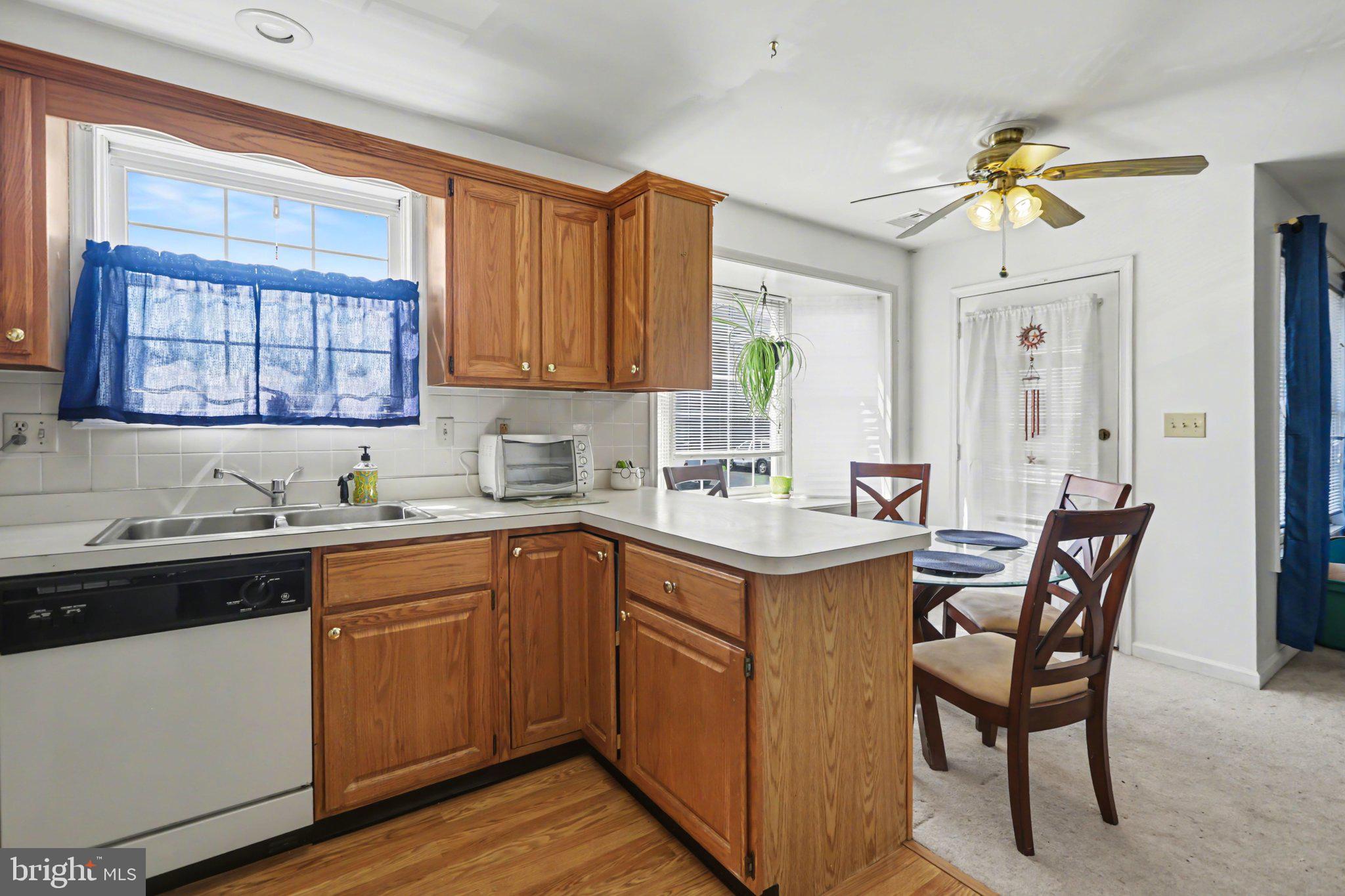 PORTLAND COURT - Residential