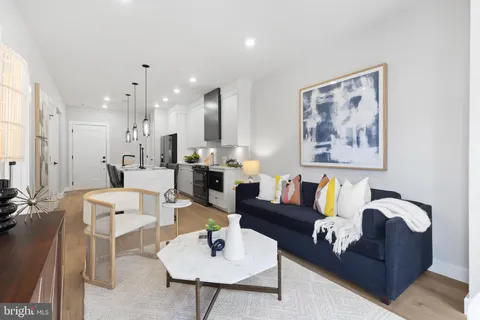MLS: DCDC2175218
