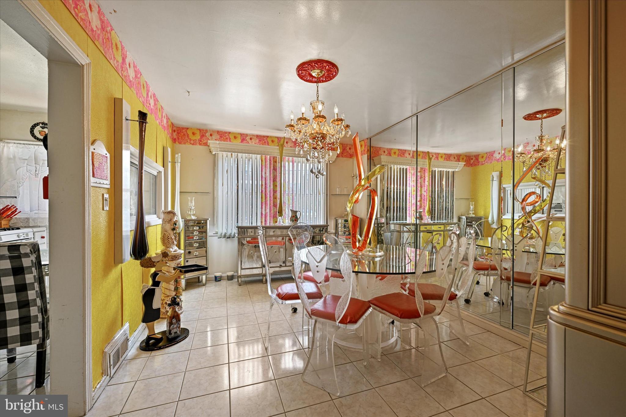 NORTHWOOD - Residential