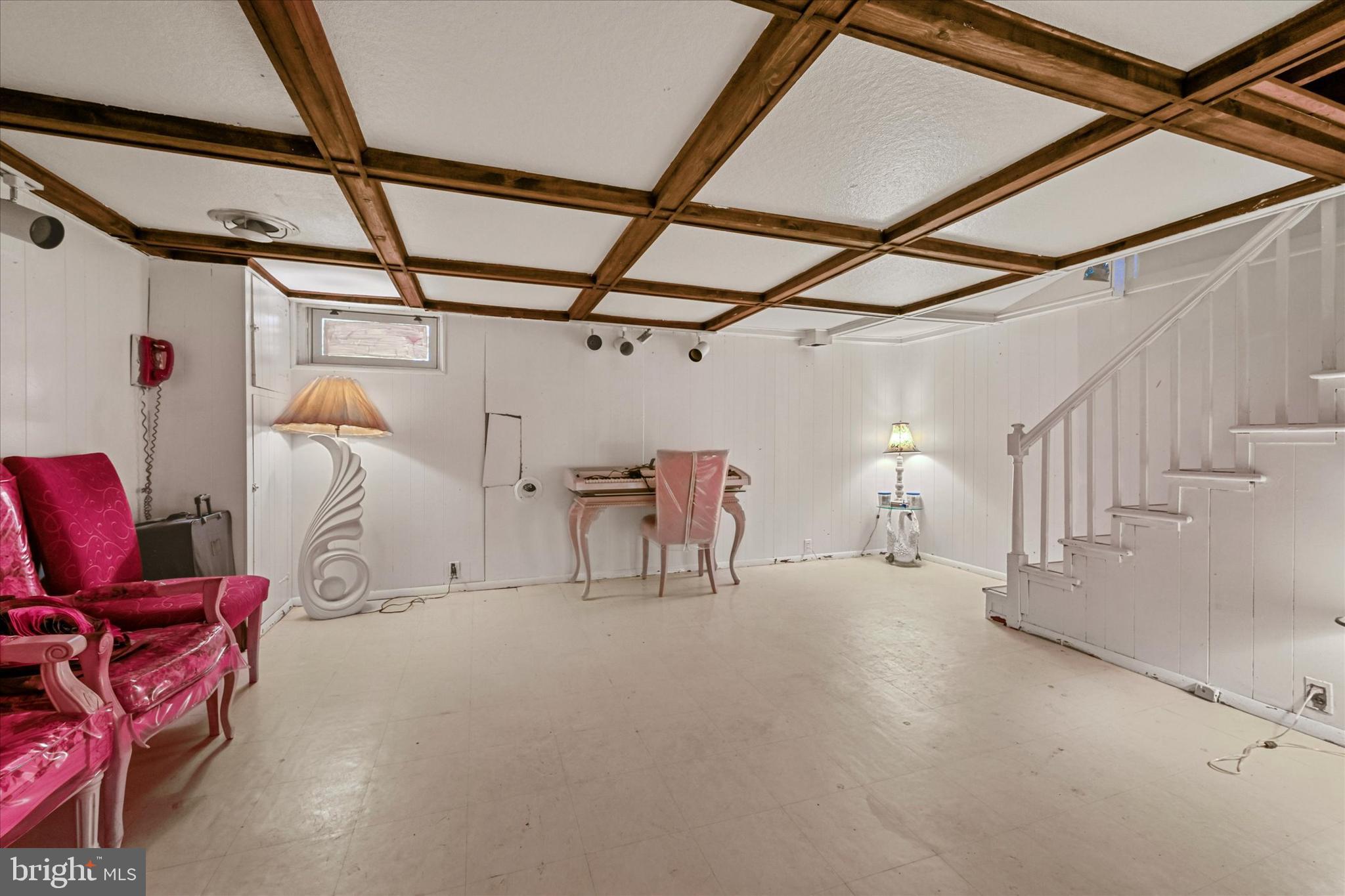 NORTHWOOD - Residential