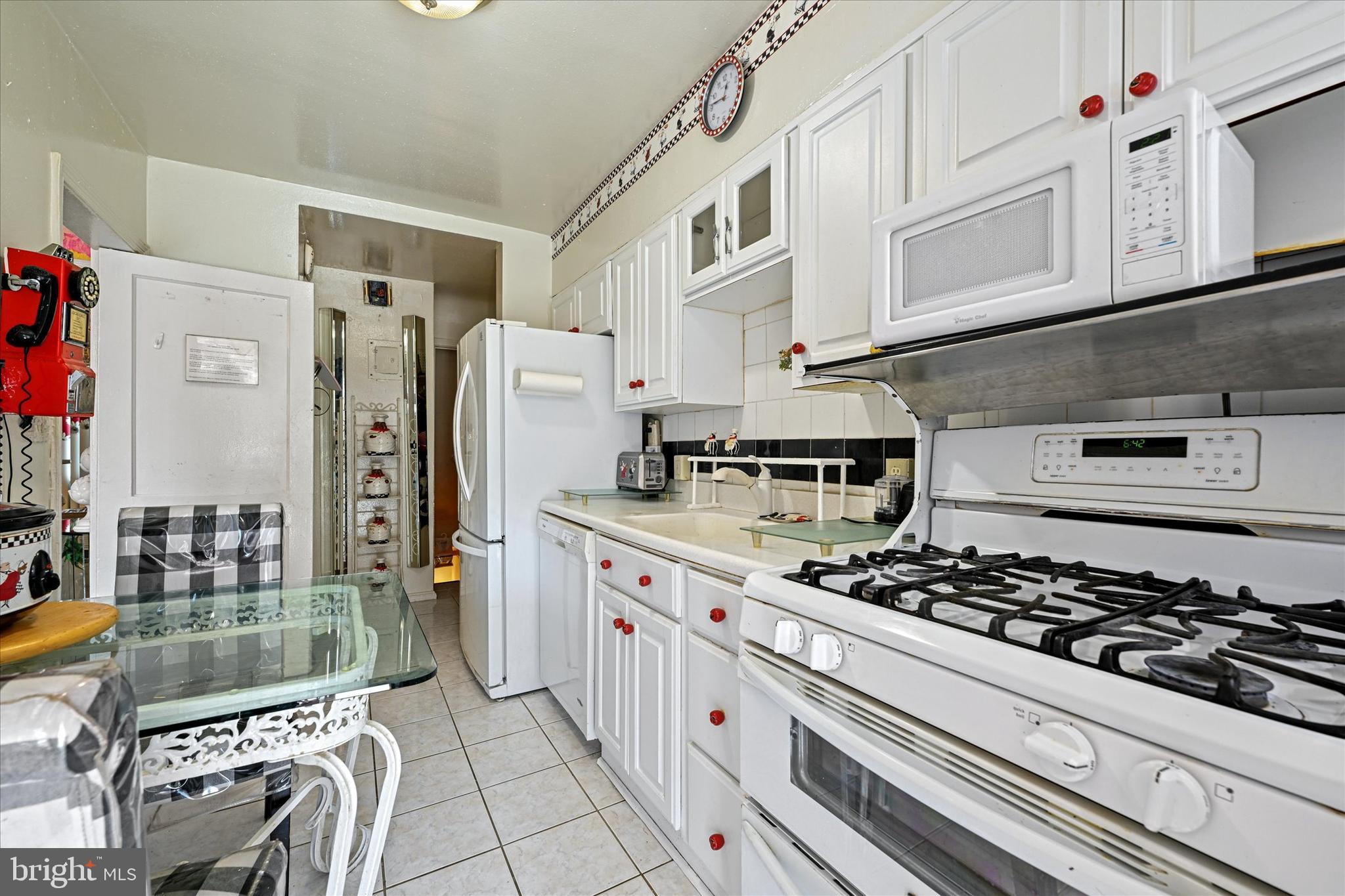 NORTHWOOD - Residential