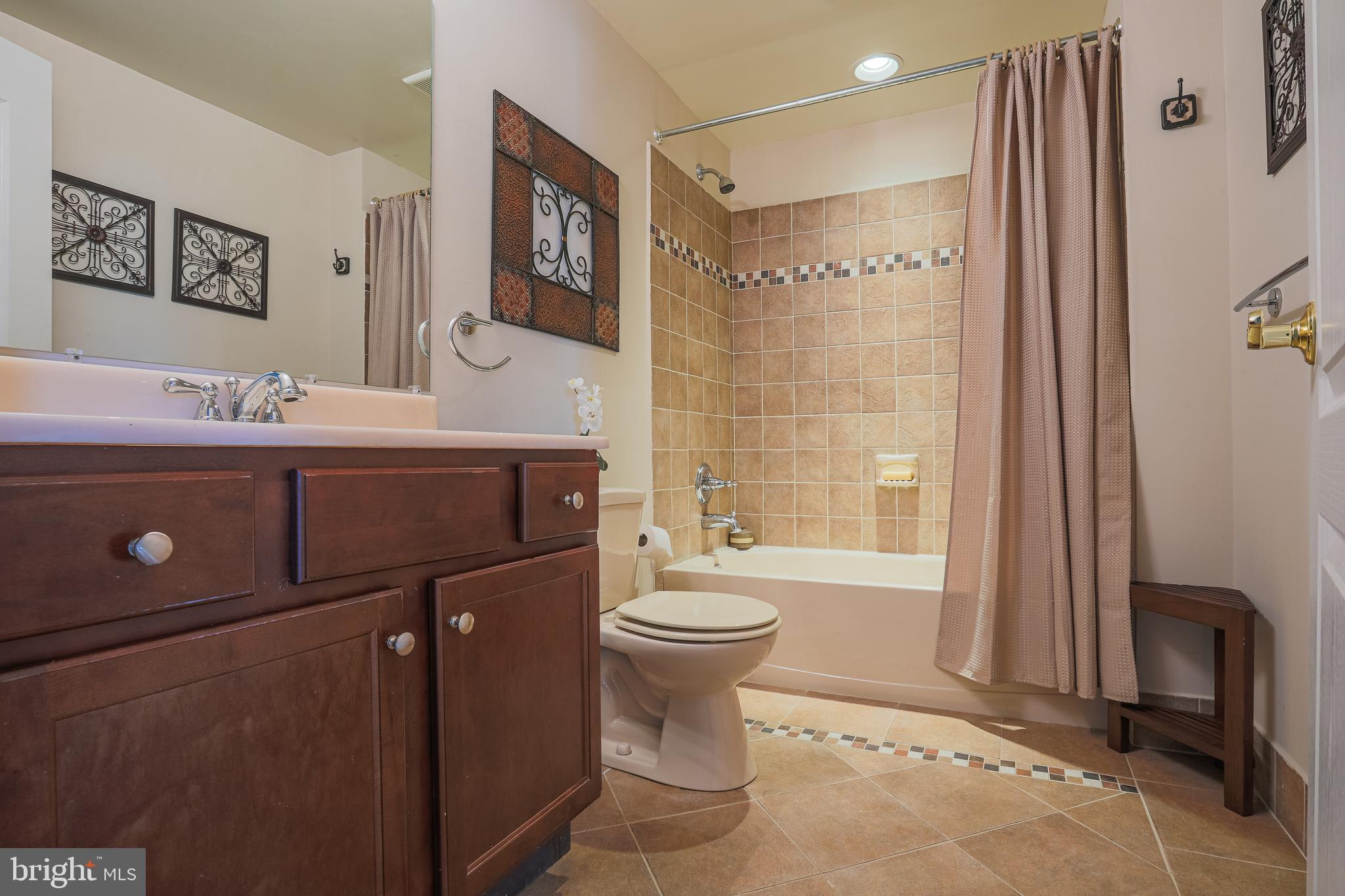 MONTJOY - Residential