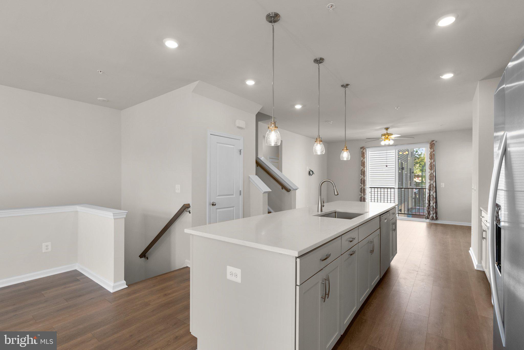 RESERVE AT DAMASCUS - Residential Lease