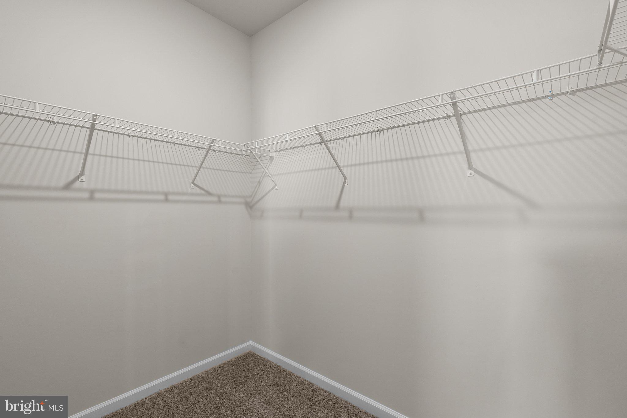 RESERVE AT DAMASCUS - Residential Lease