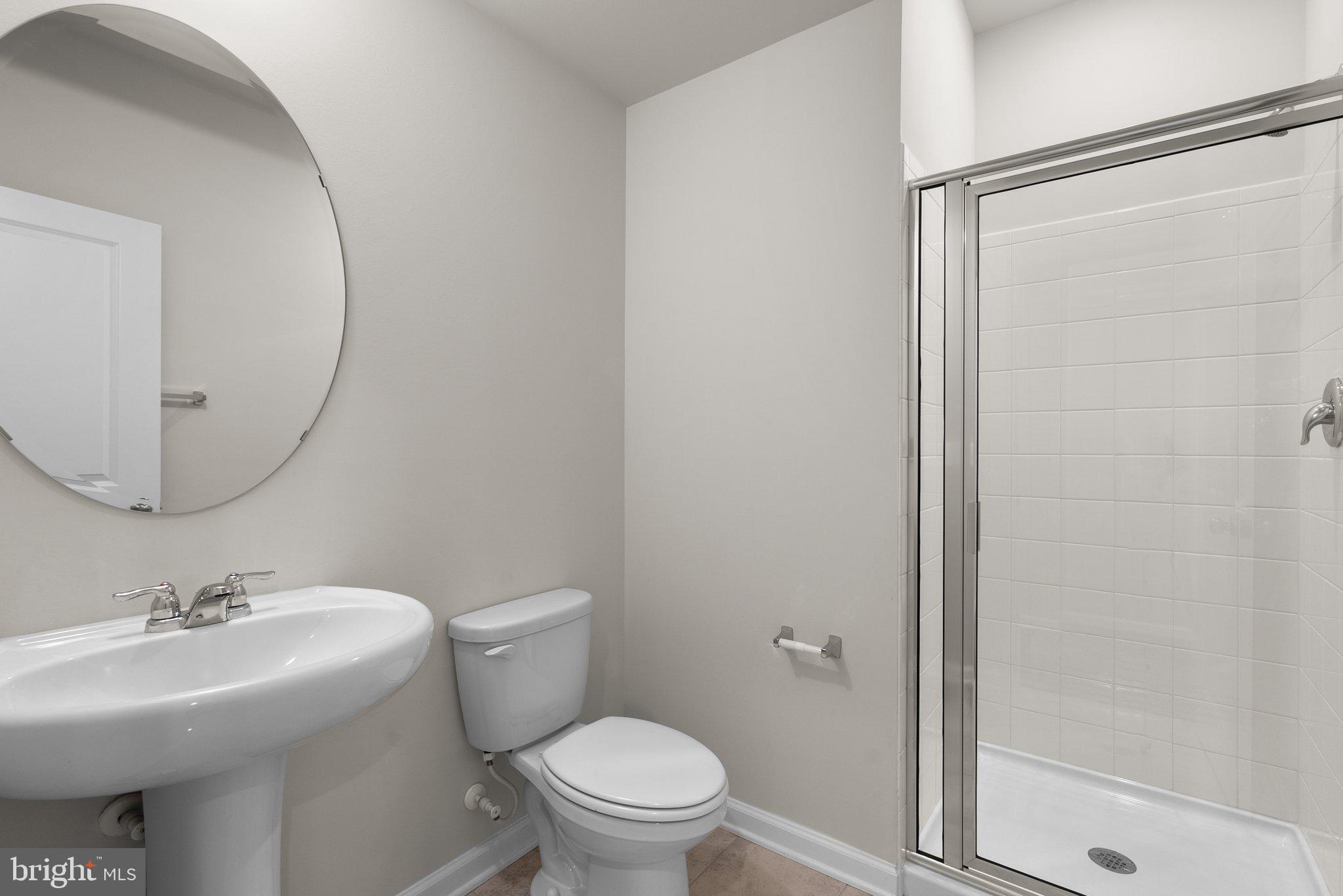 RESERVE AT DAMASCUS - Residential Lease