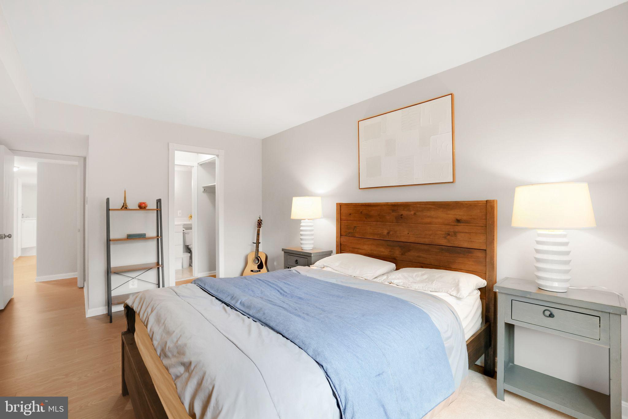 ARLINGTON - Residential