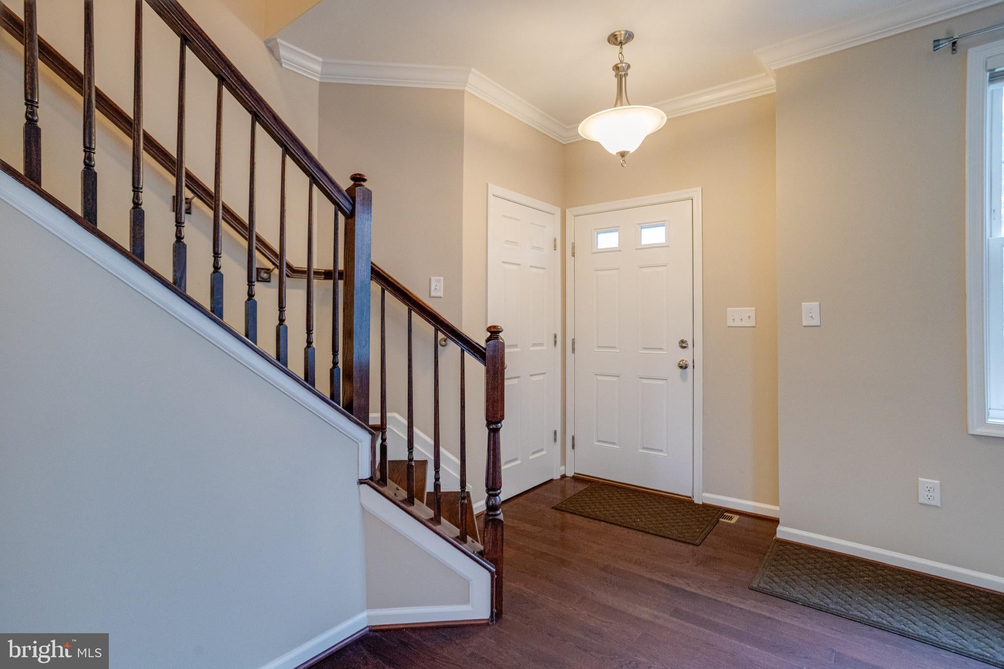 1236 FRANCES PLACE