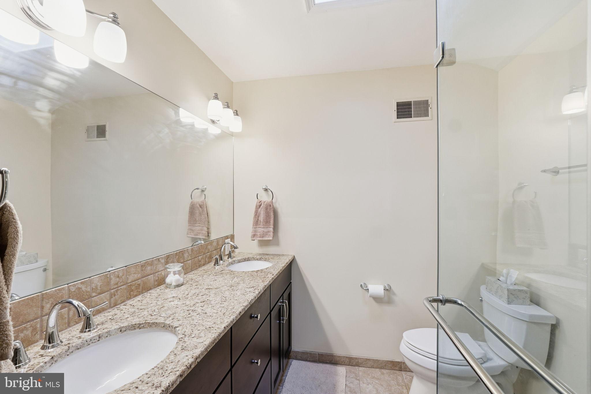 MARY KNOLLS - Residential