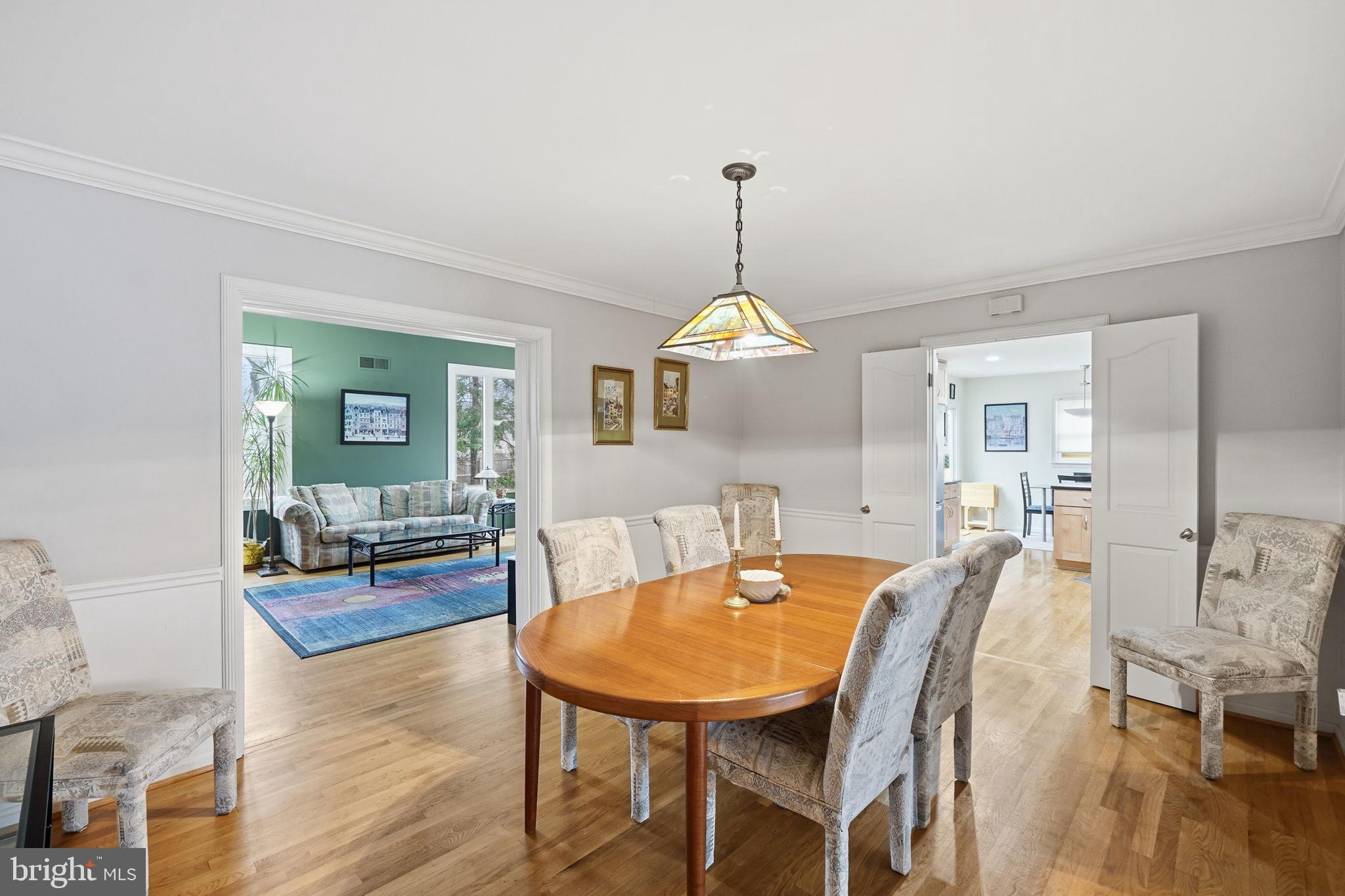 MARY KNOLLS - Residential