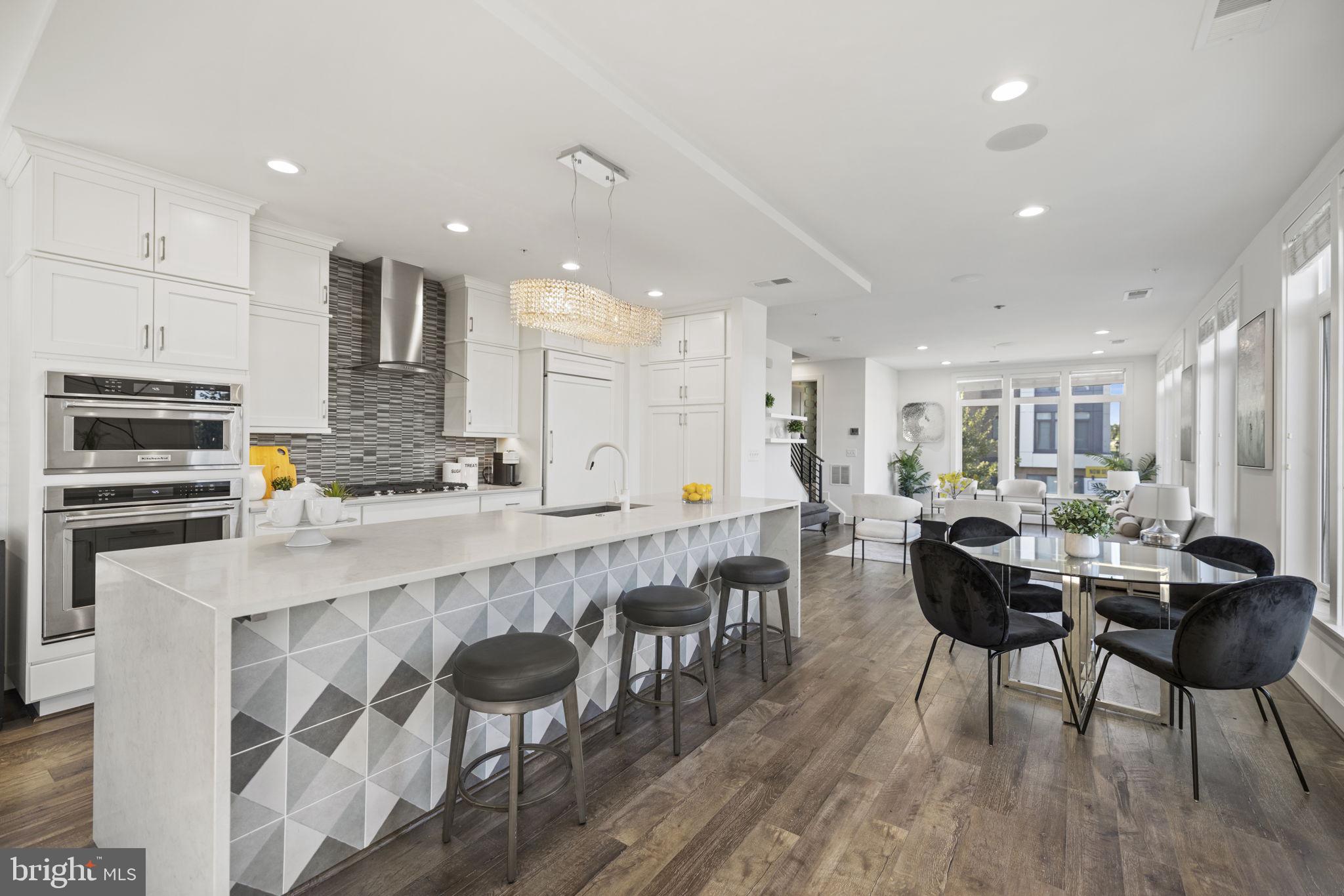 WESTSIDE AT SHADY GROVE METRO - Residential