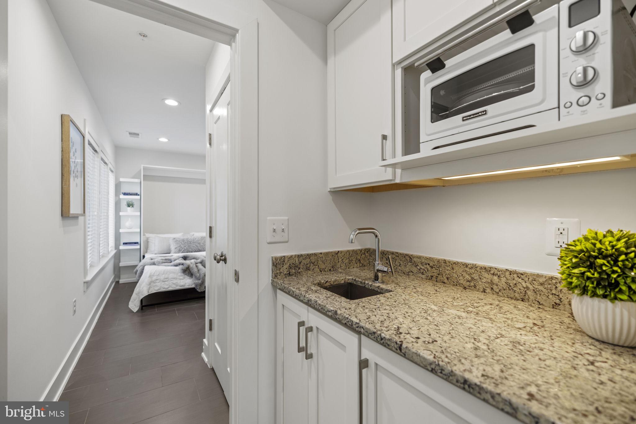 WESTSIDE AT SHADY GROVE METRO - Residential