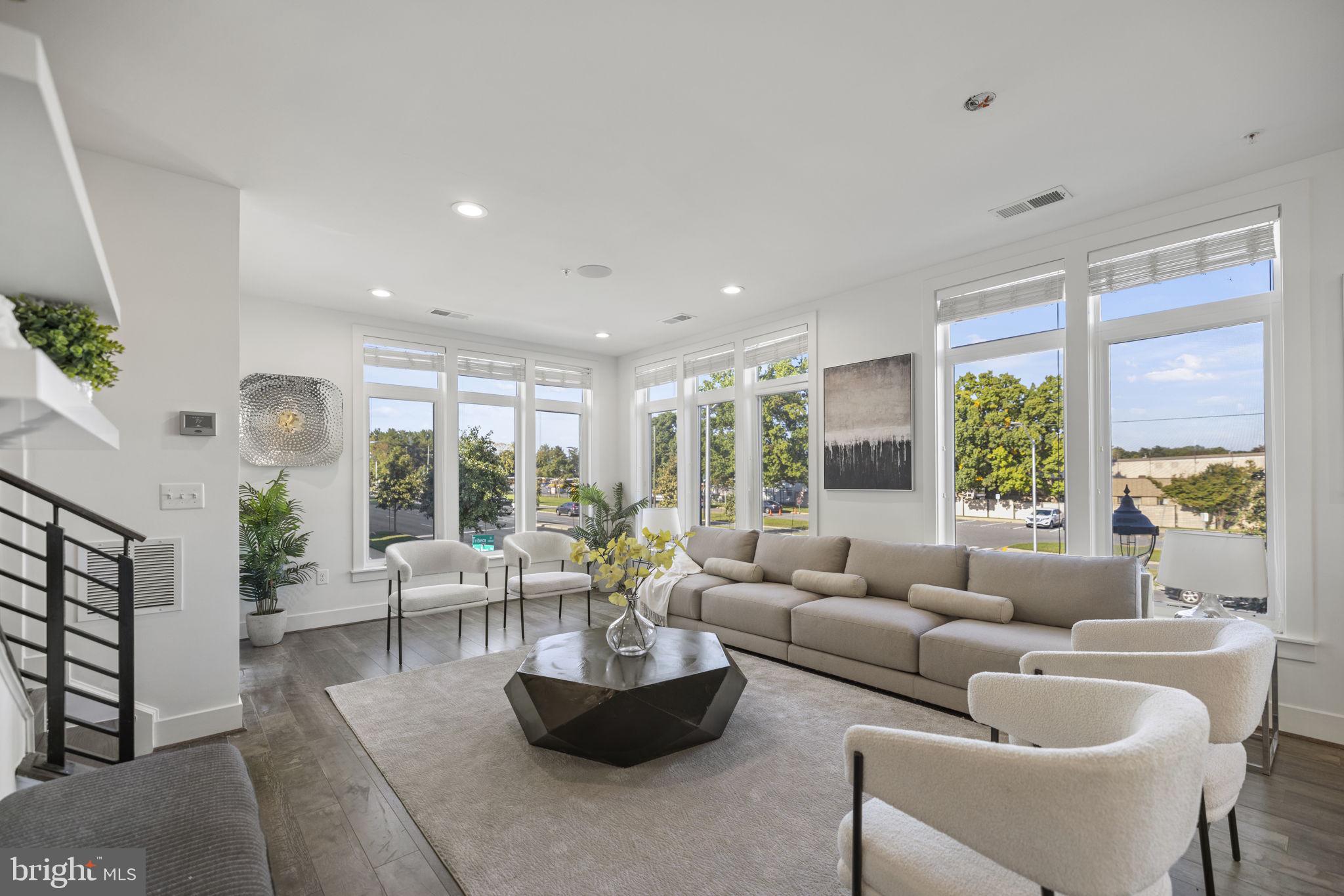 WESTSIDE AT SHADY GROVE METRO - Residential