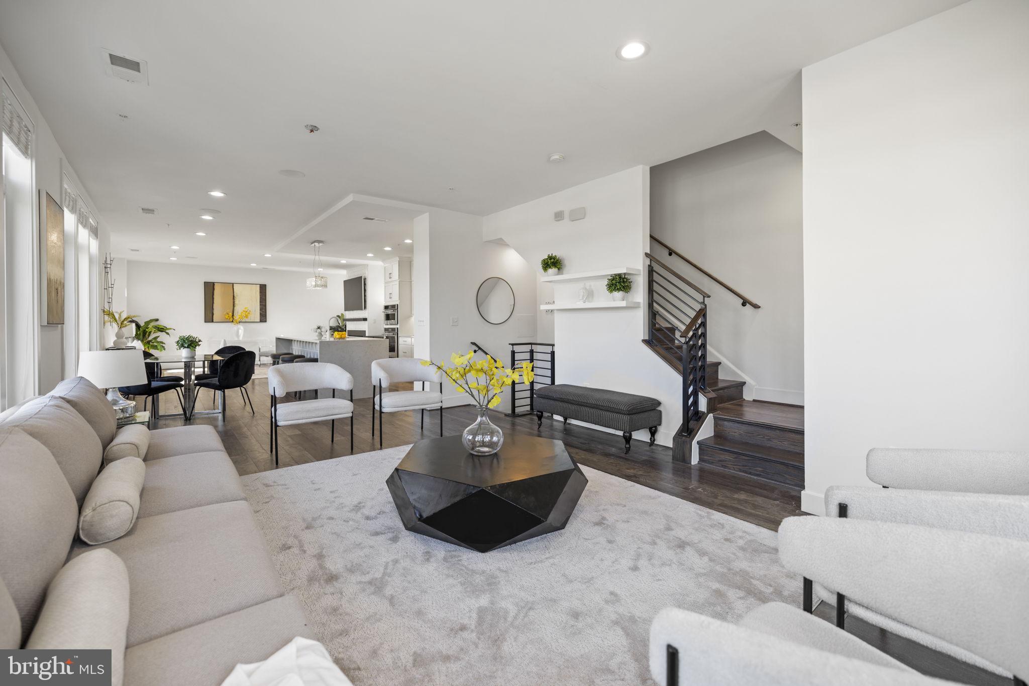 WESTSIDE AT SHADY GROVE METRO - Residential