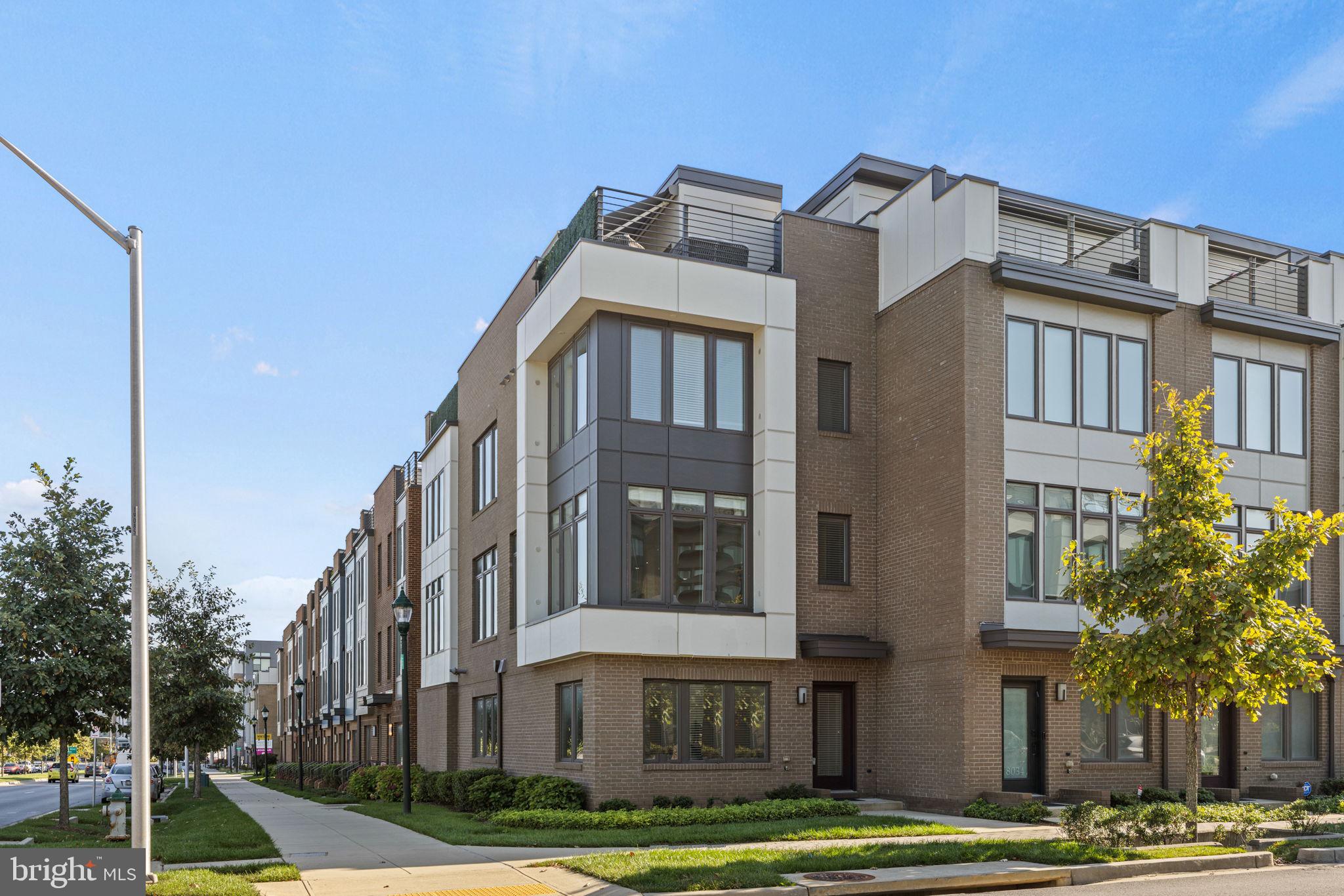 WESTSIDE AT SHADY GROVE METRO - Residential