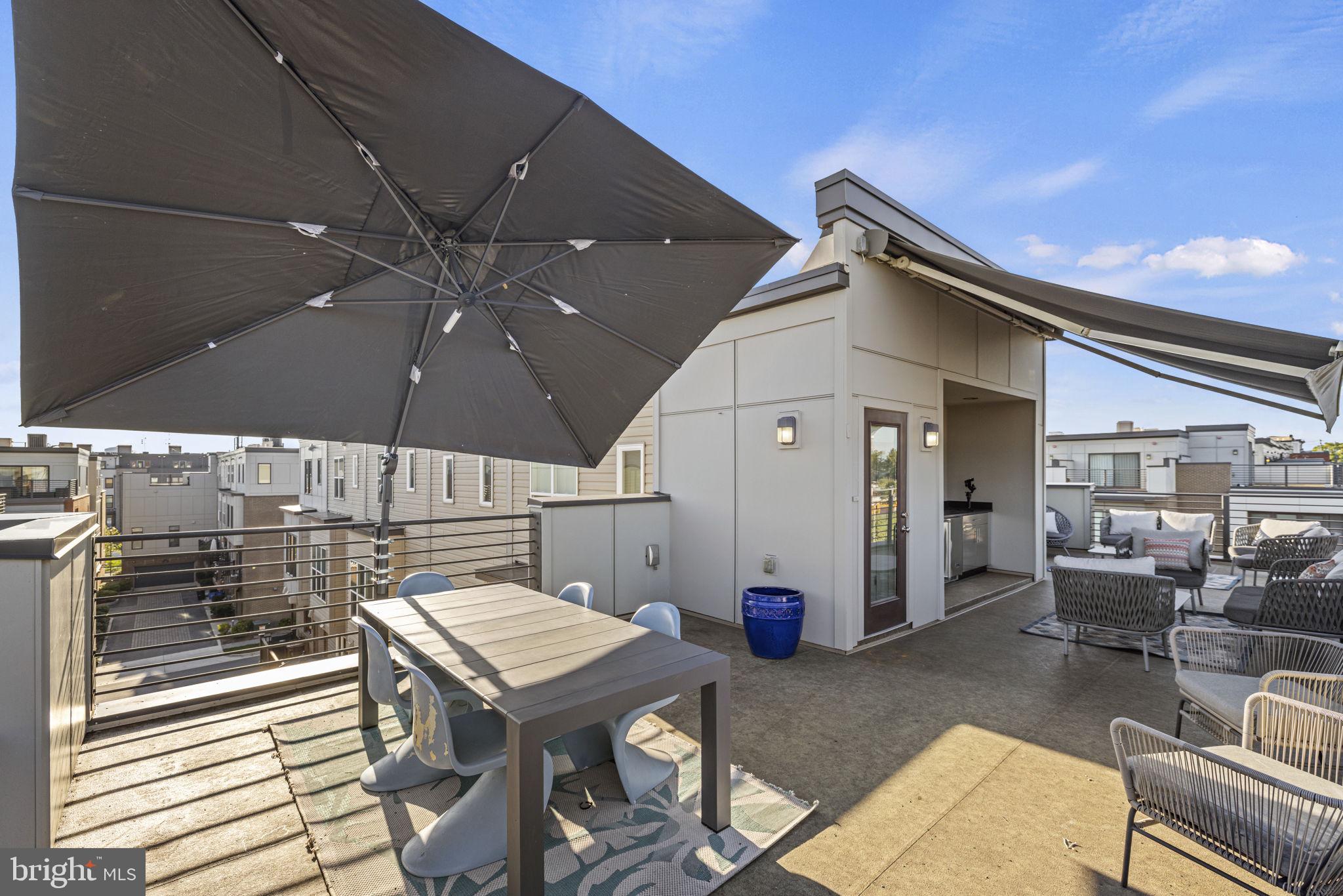 WESTSIDE AT SHADY GROVE METRO - Residential