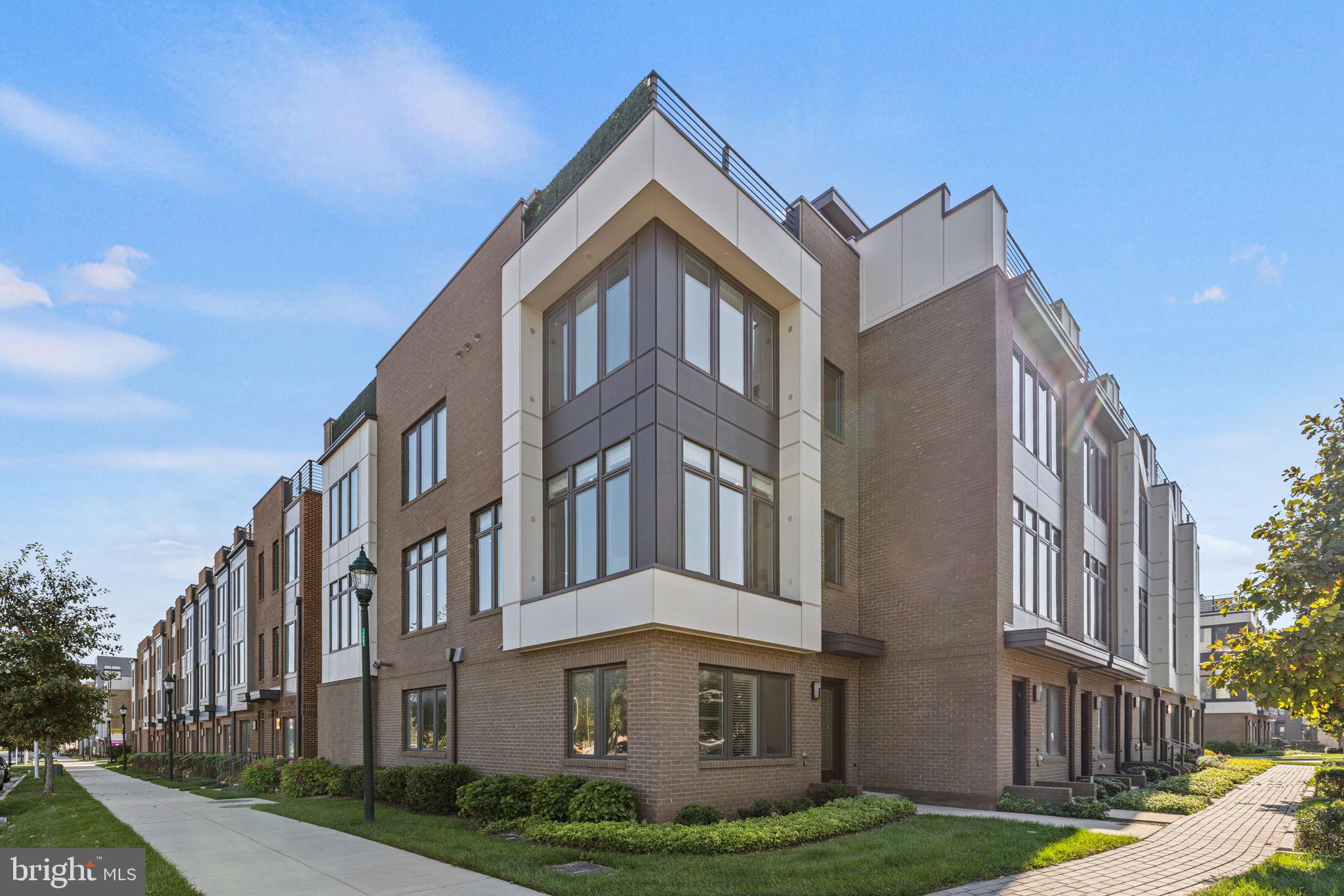 WESTSIDE AT SHADY GROVE METRO - Residential