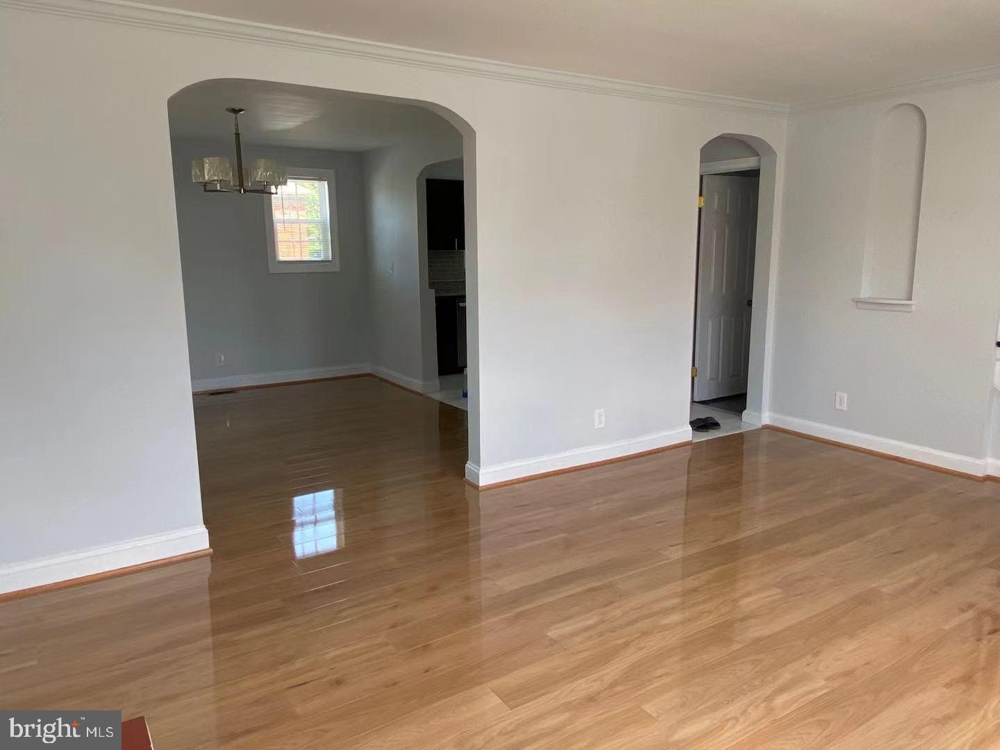 WEST HILLS - Residential