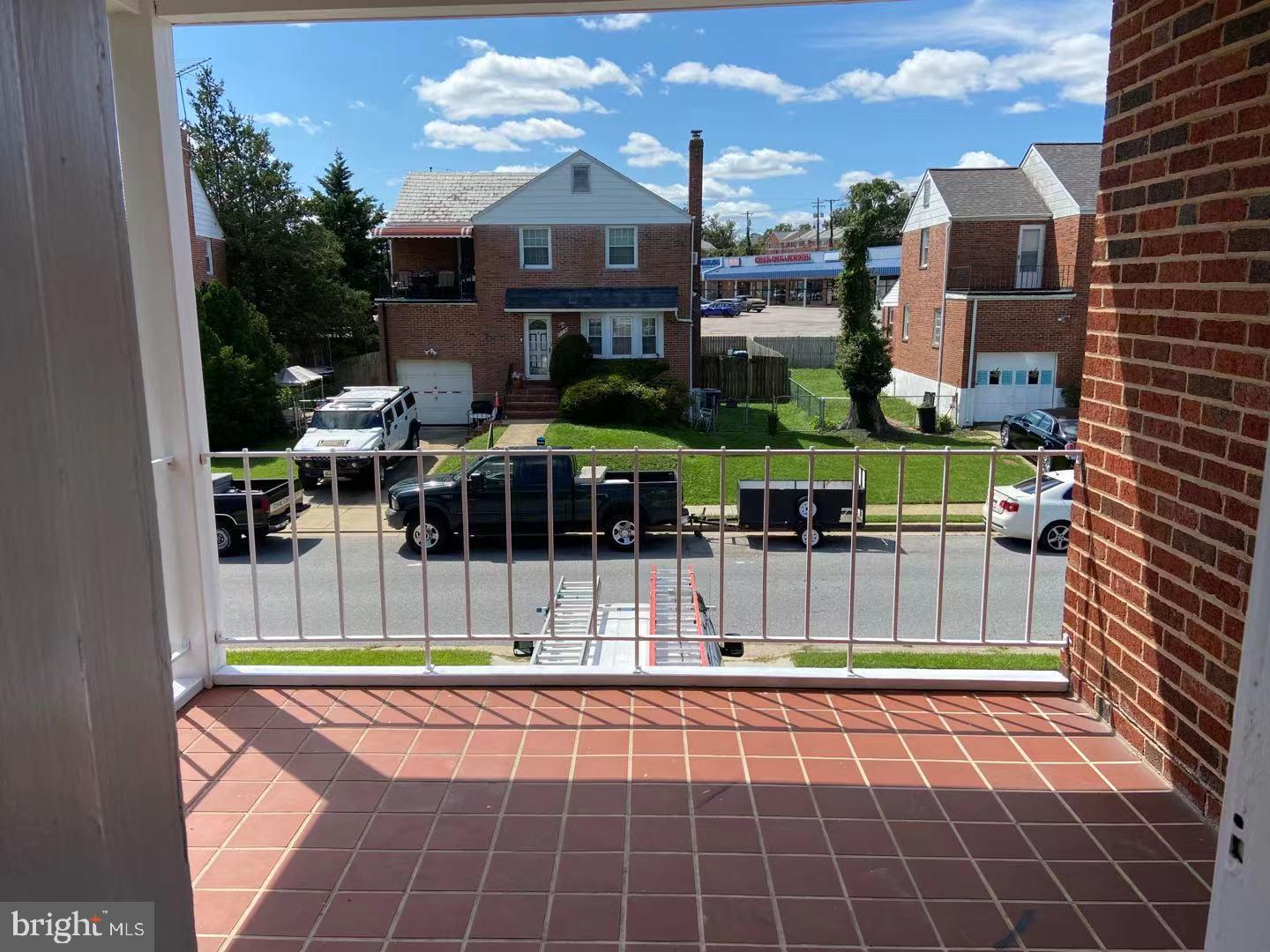 WEST HILLS - Residential