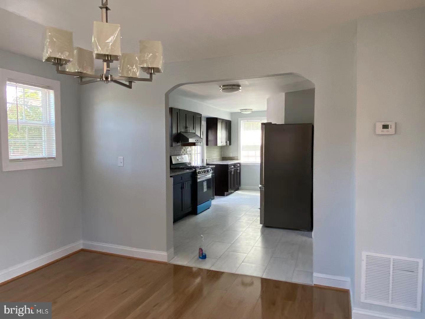 WEST HILLS - Residential