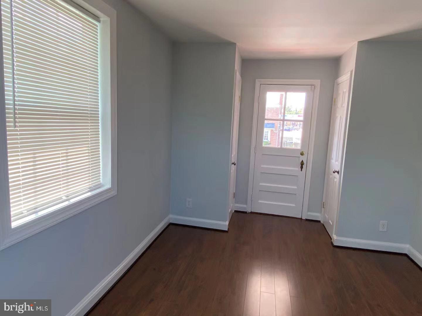 WEST HILLS - Residential