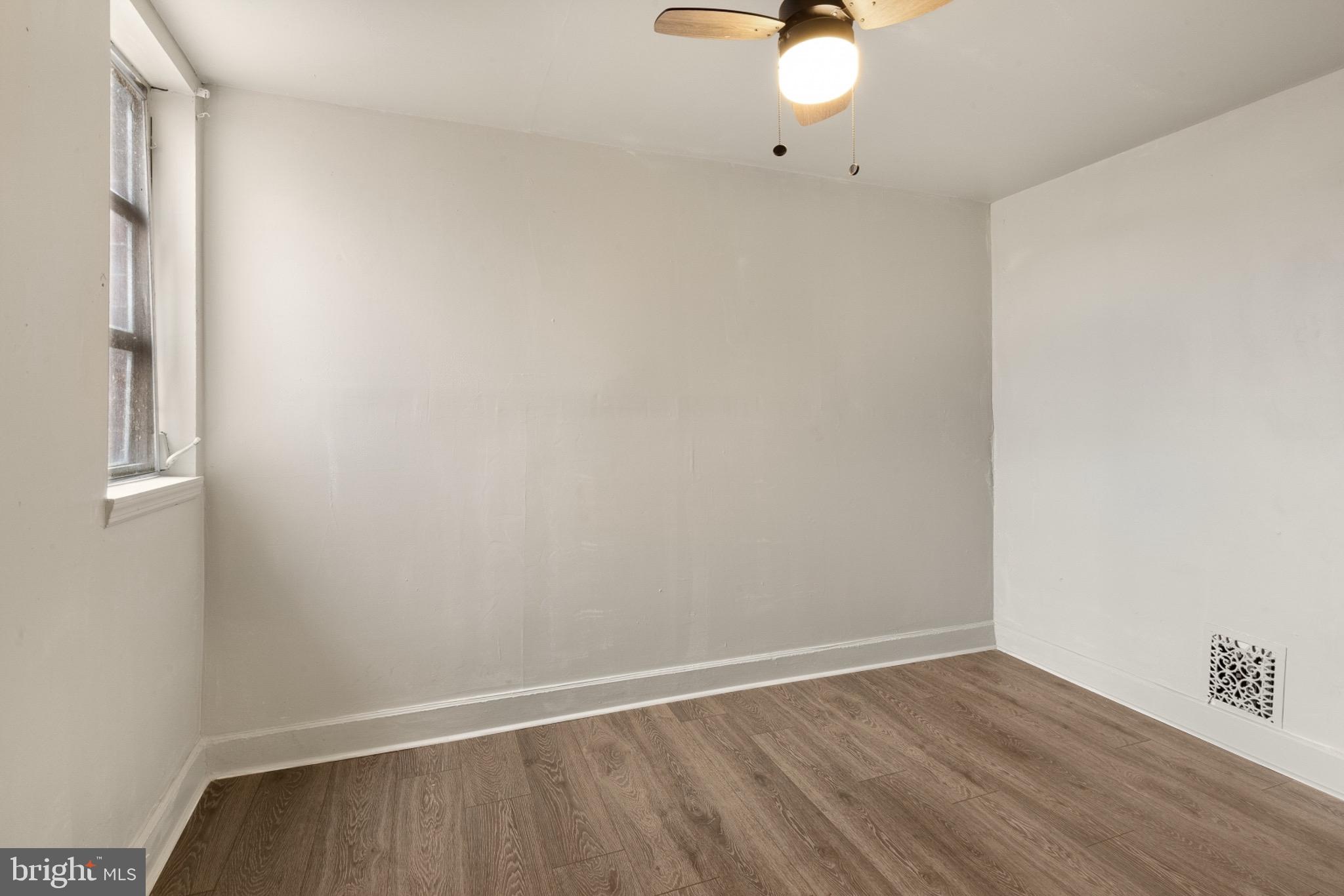 POINT BREEZE - Residential