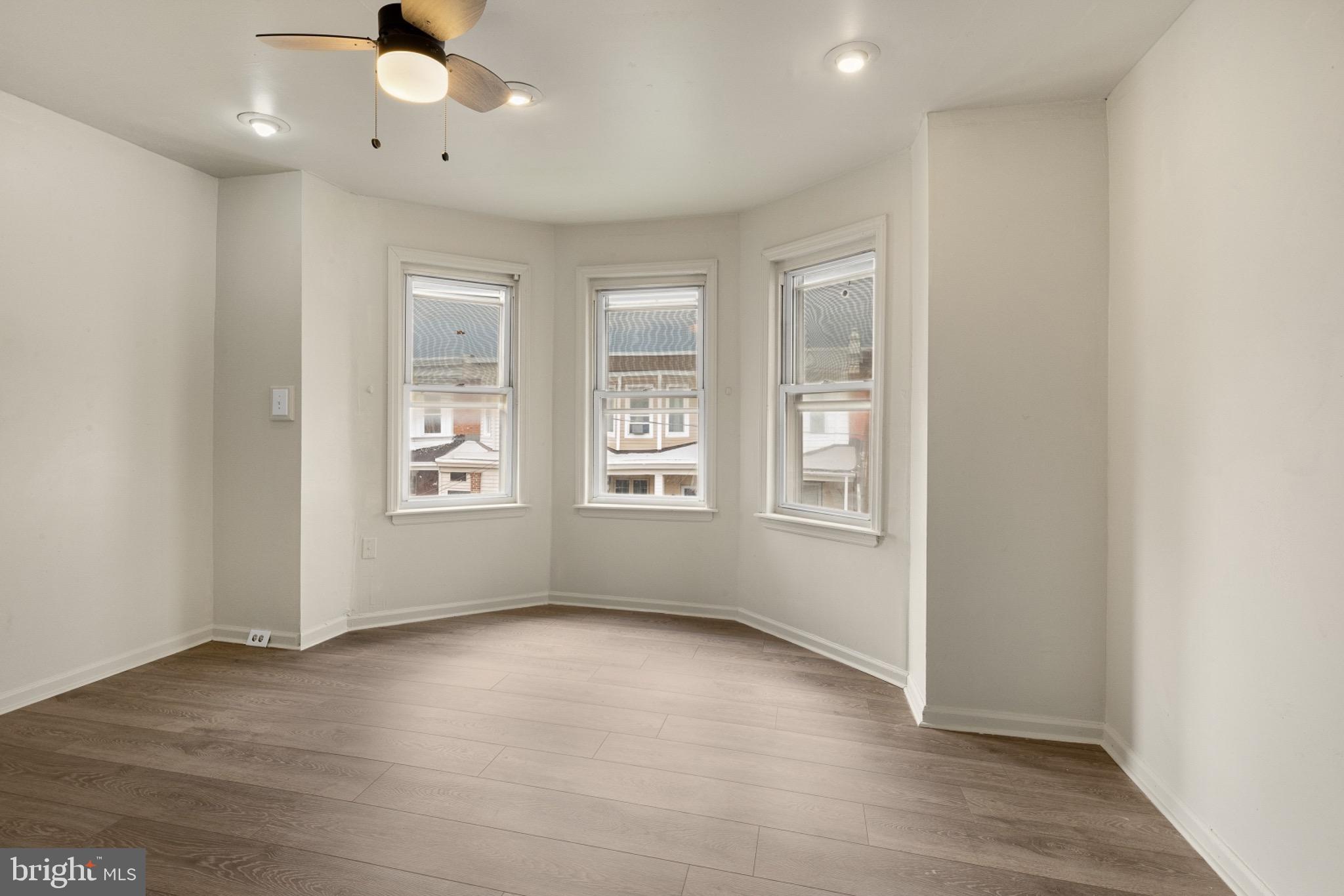 POINT BREEZE - Residential