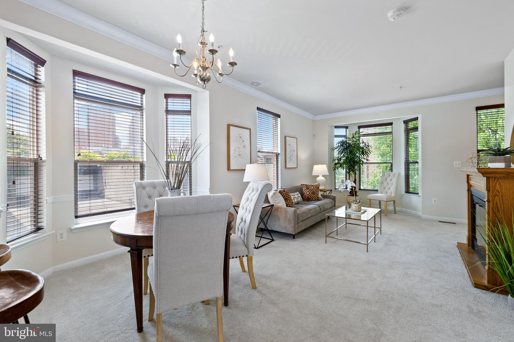 ALBEMARLE SQUARE - Residential