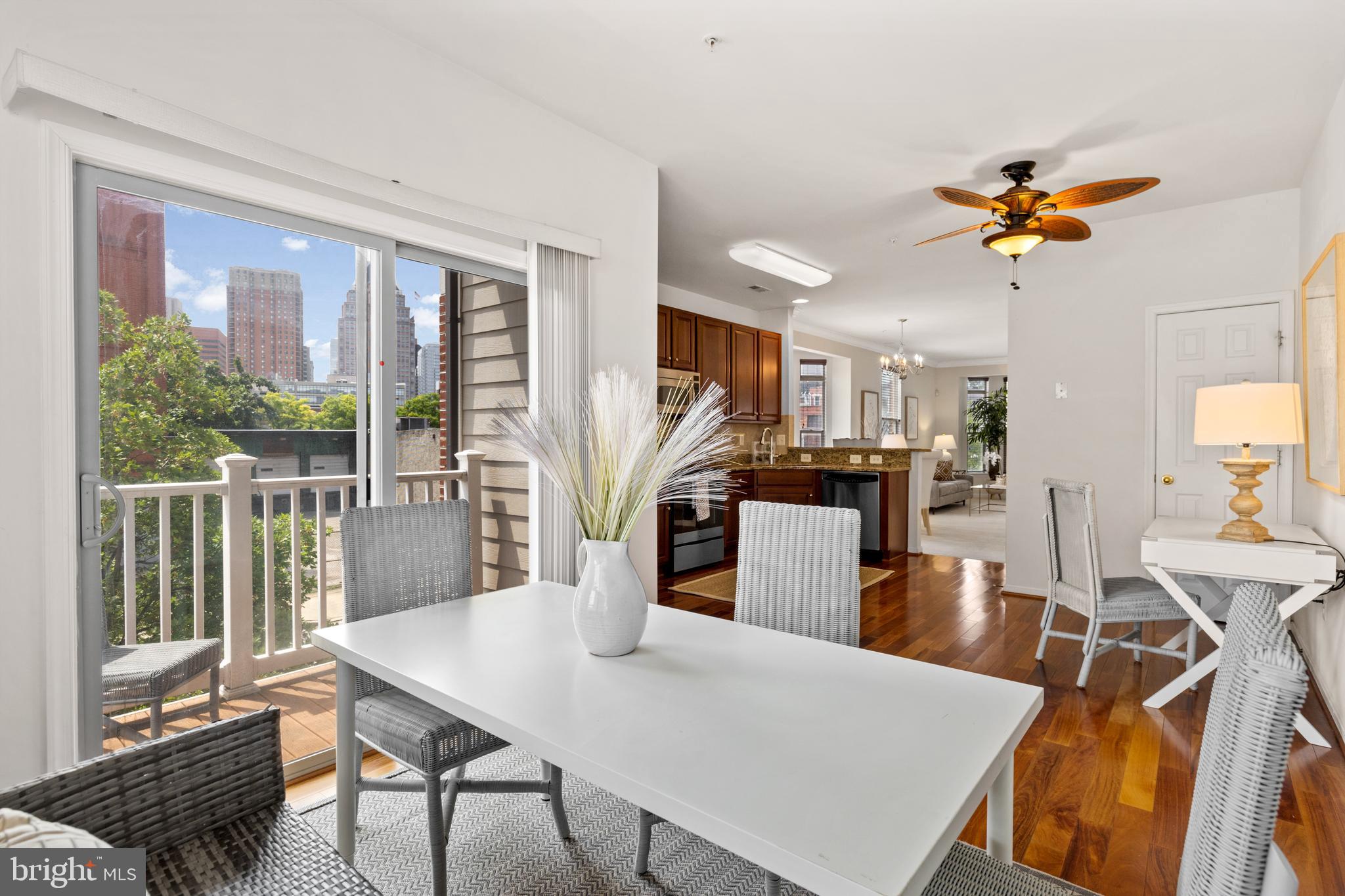 ALBEMARLE SQUARE - Residential