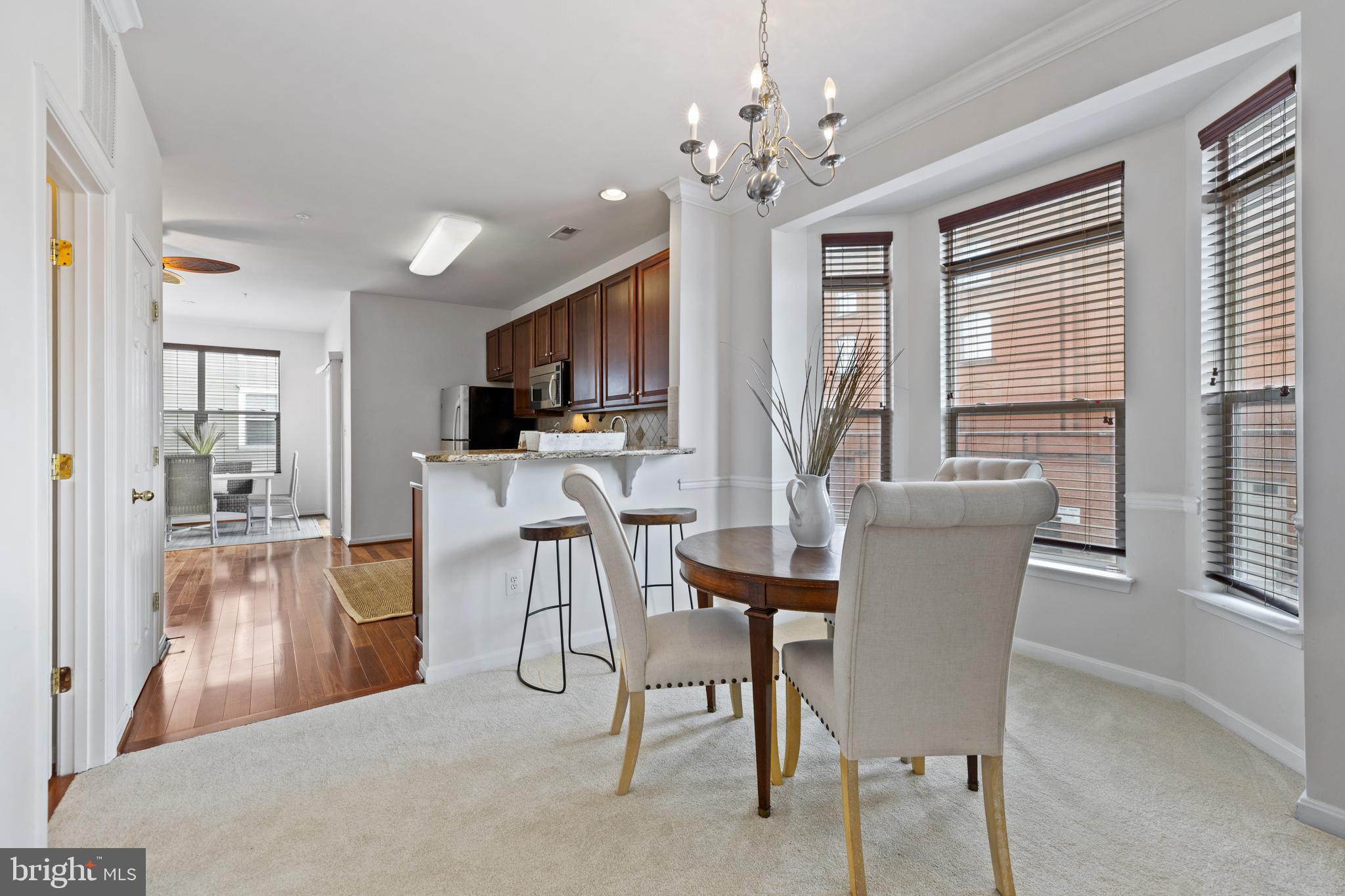 ALBEMARLE SQUARE - Residential