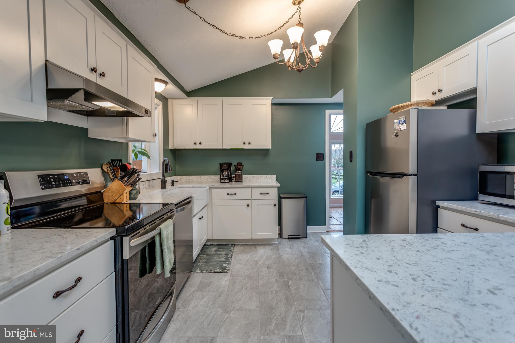 ASPEN HILL FARMS - Residential