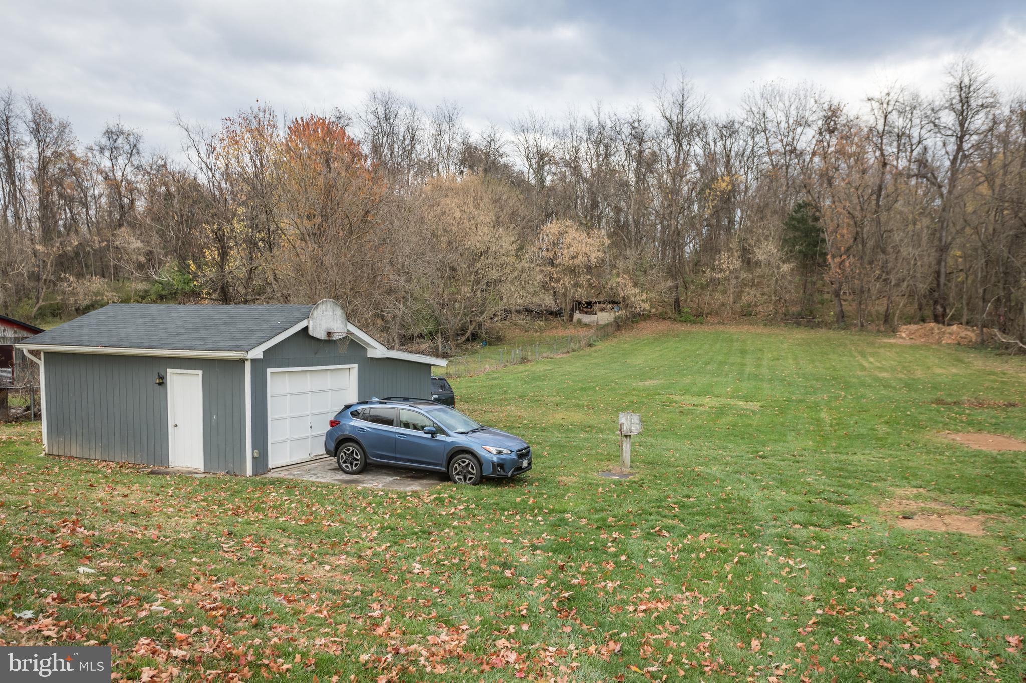 ASPEN HILL FARMS - Residential