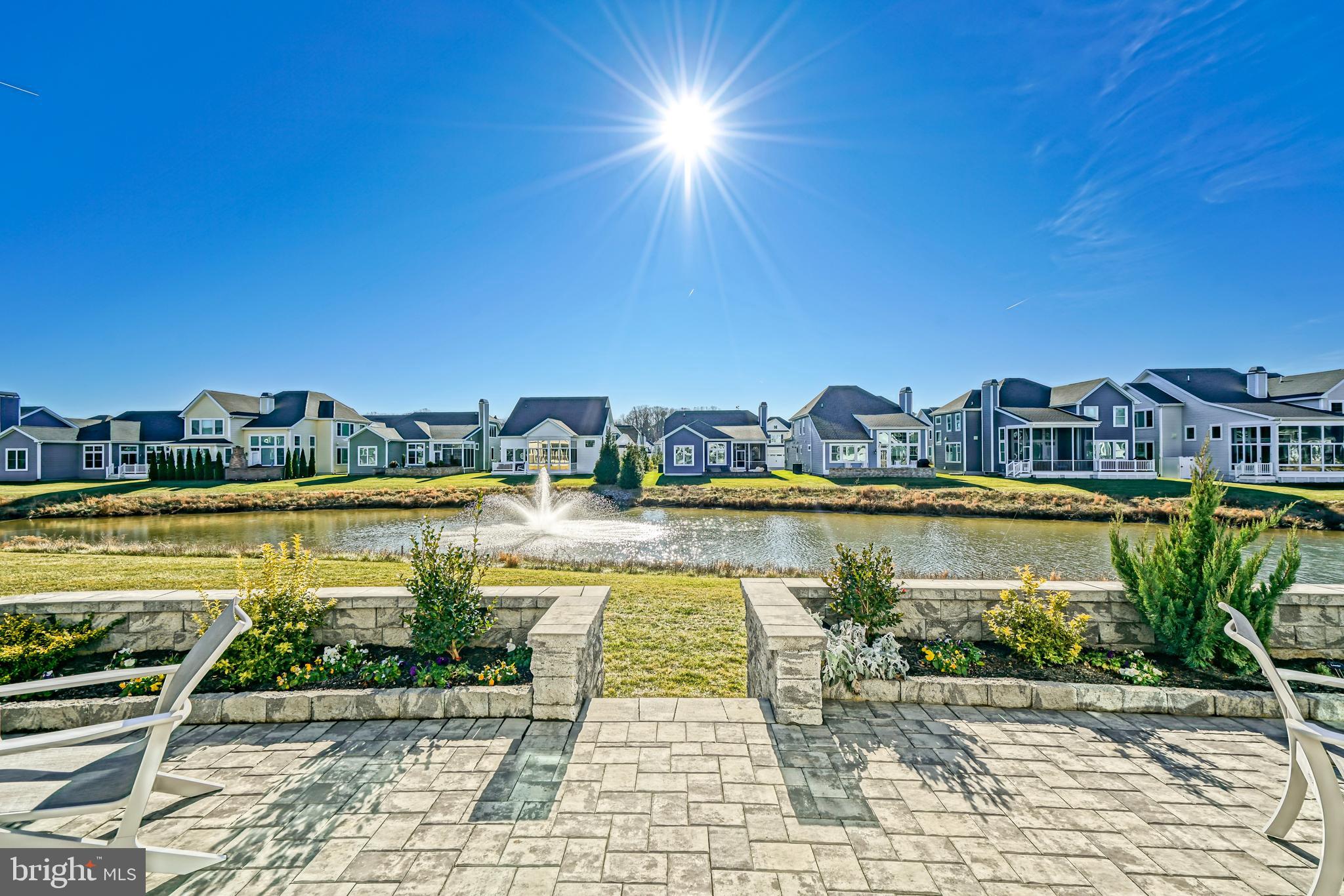 GOVERNORS - Residential