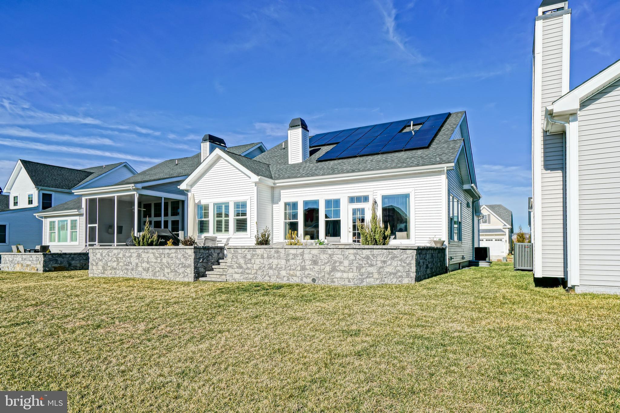 GOVERNORS - Residential