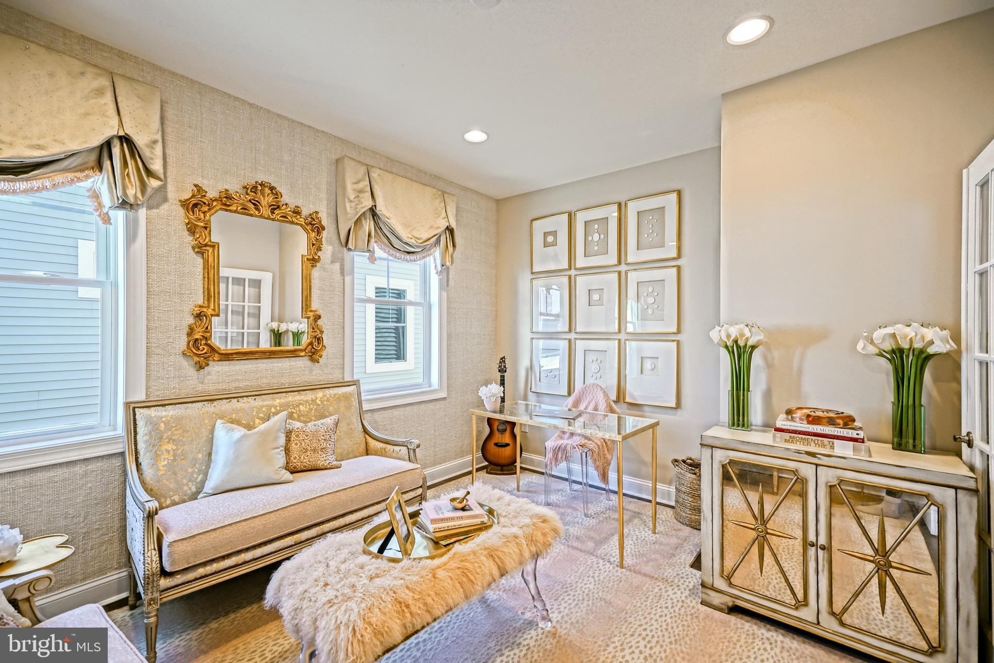 GOVERNORS - Residential