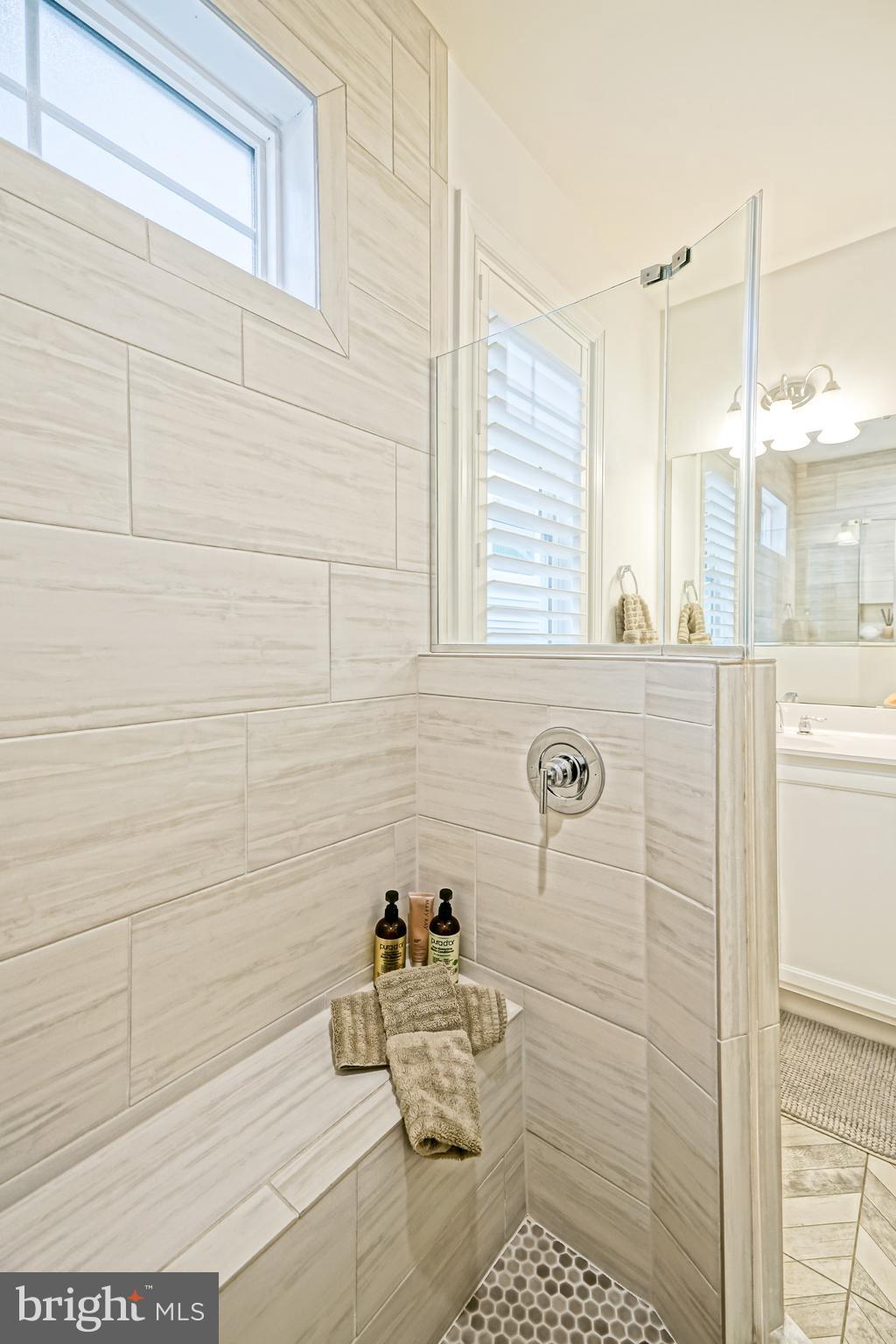 GOVERNORS - Residential