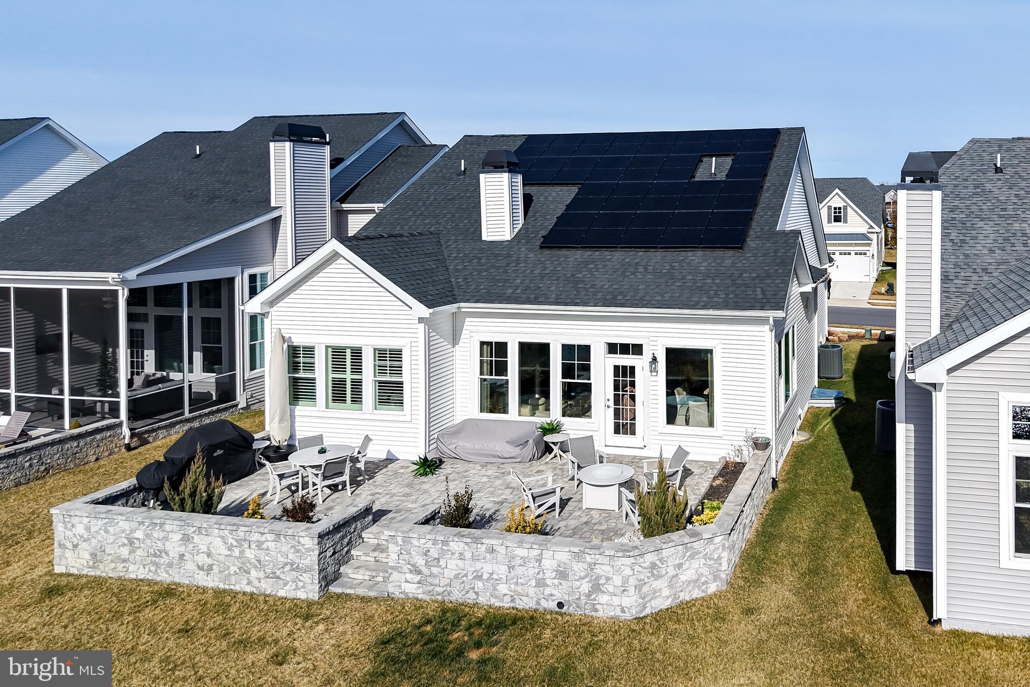 GOVERNORS - Residential