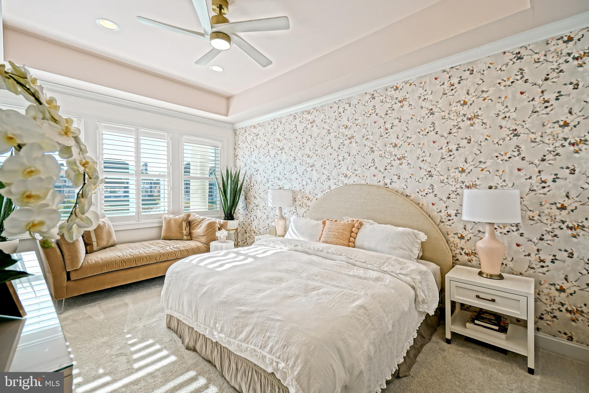 GOVERNORS - Residential