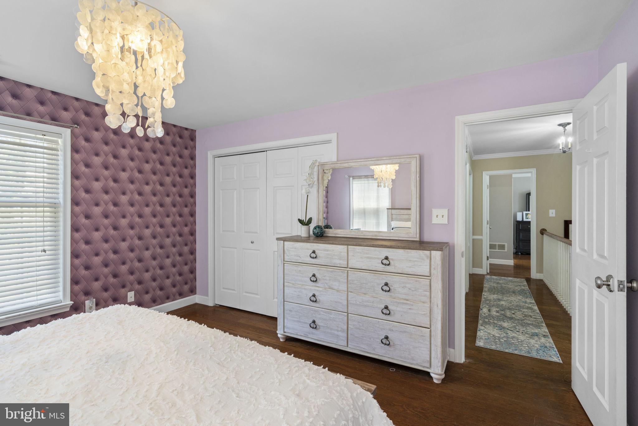 MONTCLAIR - Residential