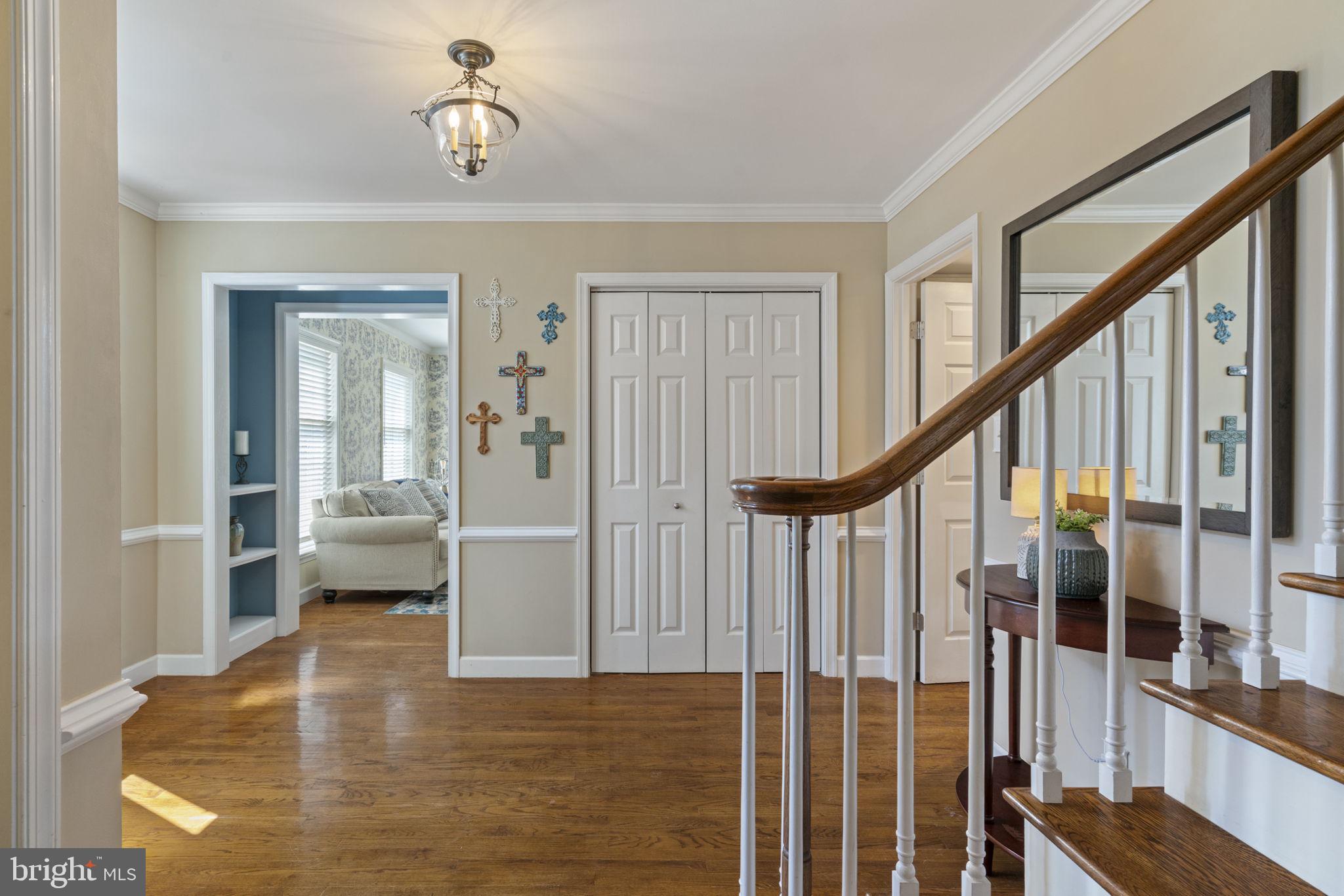 MONTCLAIR - Residential